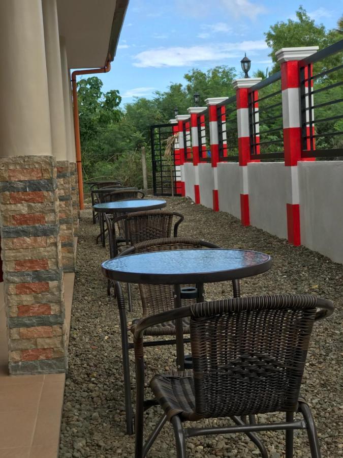 Anchorage Inn Moalboal Exterior photo
